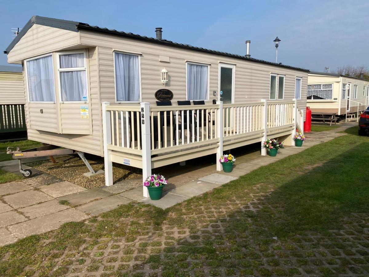 Golden Palm 8 Berth Chapel Saint Leanords, Ingoldmells, Skegness Caravan المظهر الخارجي الصورة